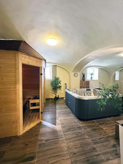 Wienerwald Residenz Baden Buitenkant foto