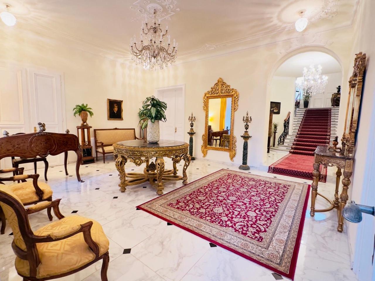 Wienerwald Residenz Baden Buitenkant foto